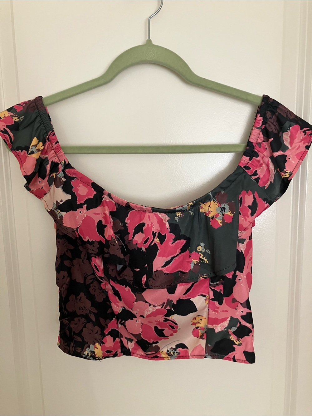 Free People Floral Off-Shoulder Crop Top - Pink & Black
